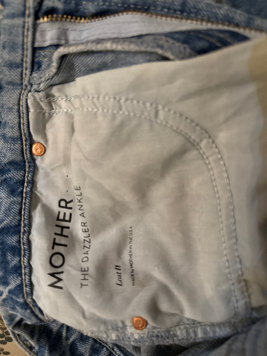MOTHER jeans The Dazzler Ankle