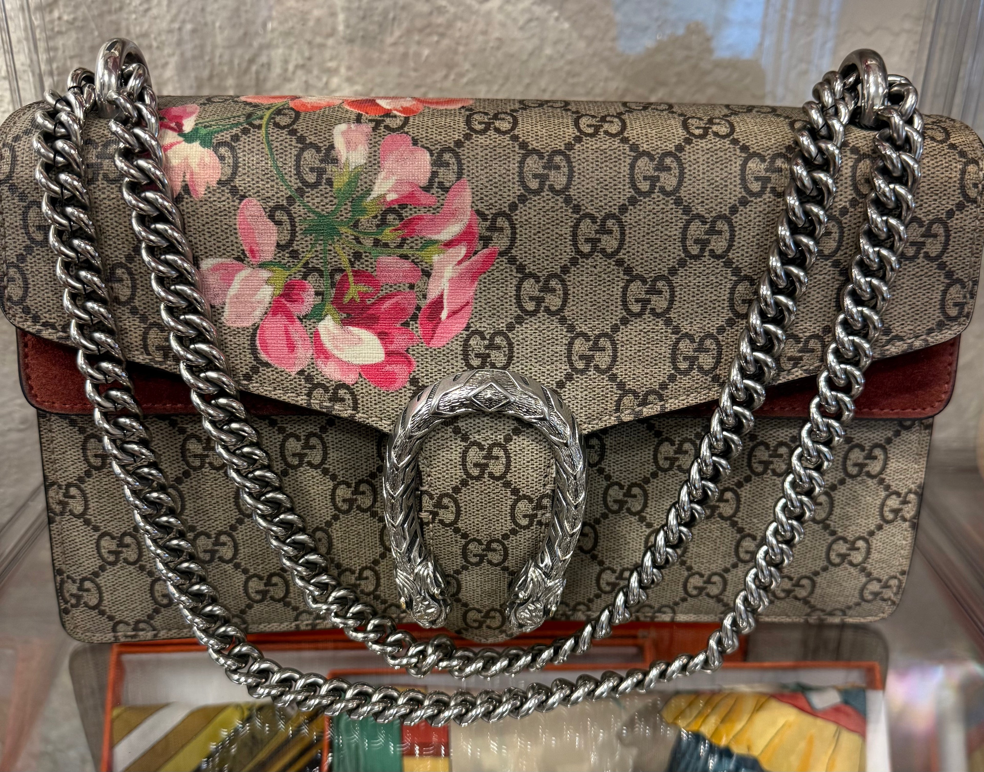 GUCCI GG Supreme Monogram Blooms Dionysus shoulder bag