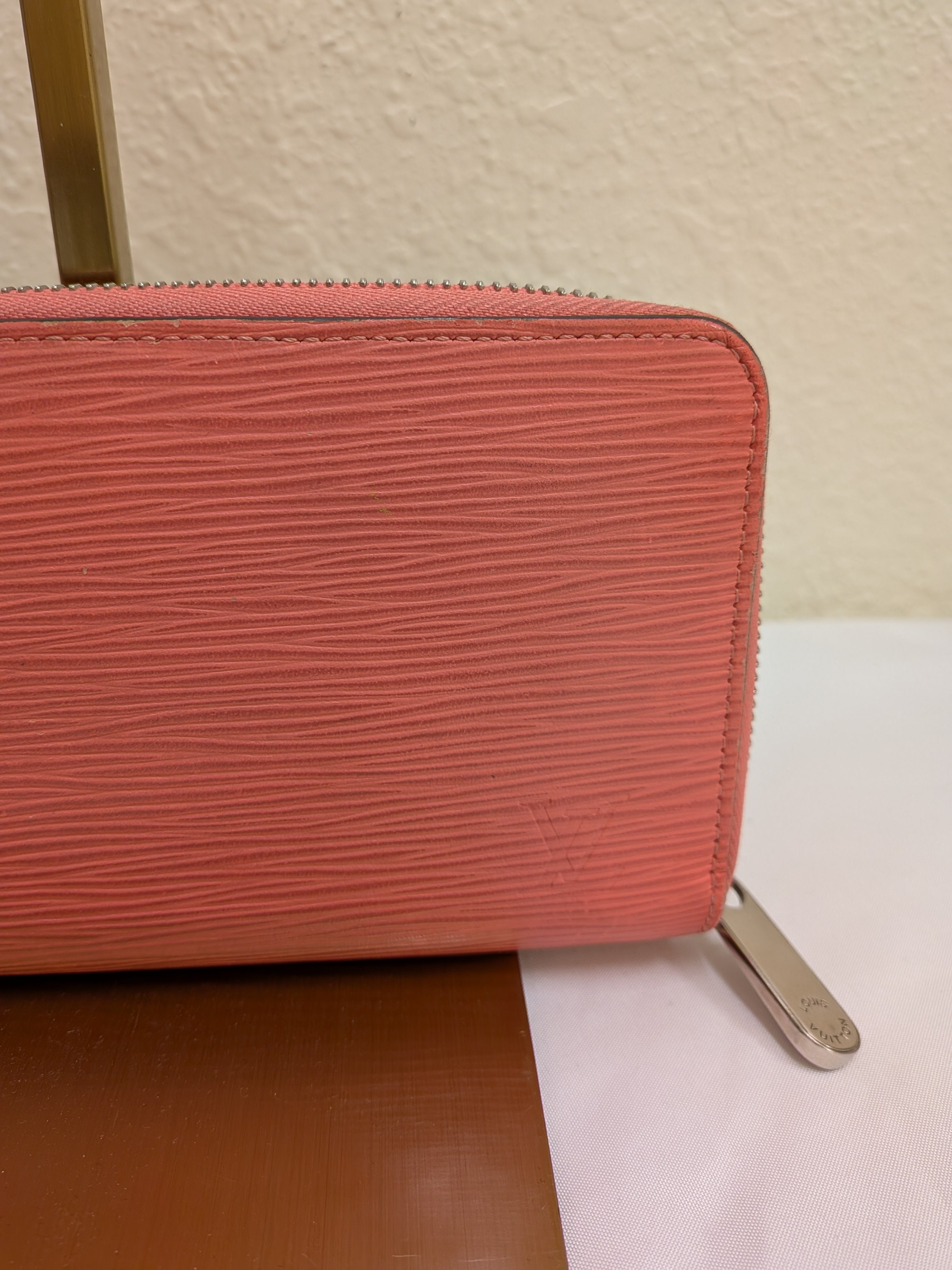 Louis Vuitton Epi Zippy Wallet